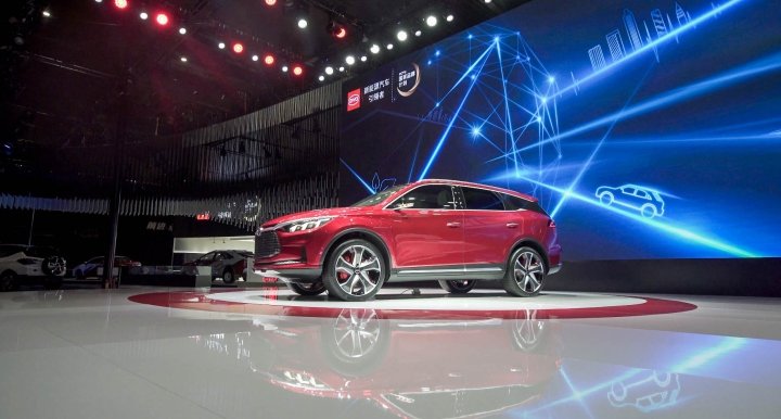 创新精神 – 由 VAVE GmbH 设计的比亚迪展位，中国上海