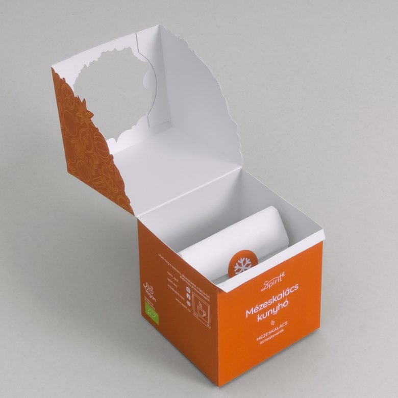 Holloka Studio 的烈酒茶