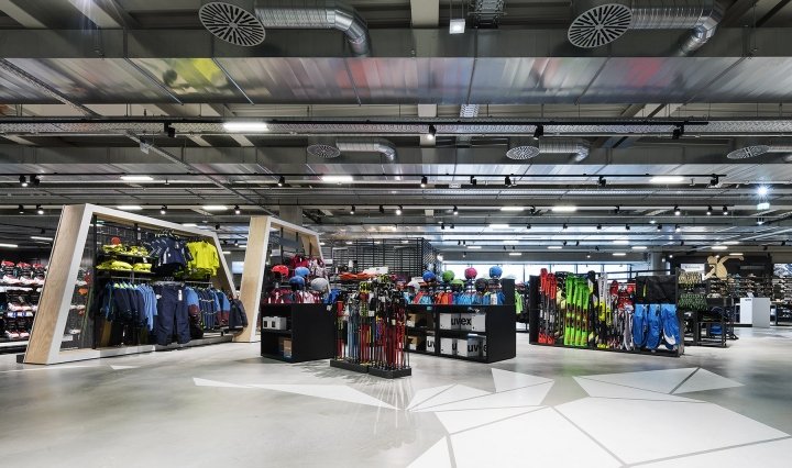 Sport Förg 由 Konrad Knoblauch GmbH 设计，Friedberg – 德国