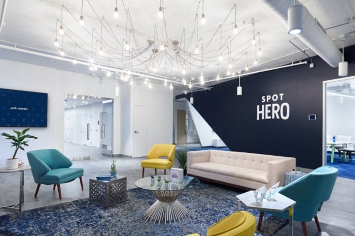 SpotHero 办公室,由 BOX Studios 设计,芝加哥 - 伊利诺伊州 SpotHero 办公室,由 BOX Studios 设计,芝加哥 - 伊利诺伊州