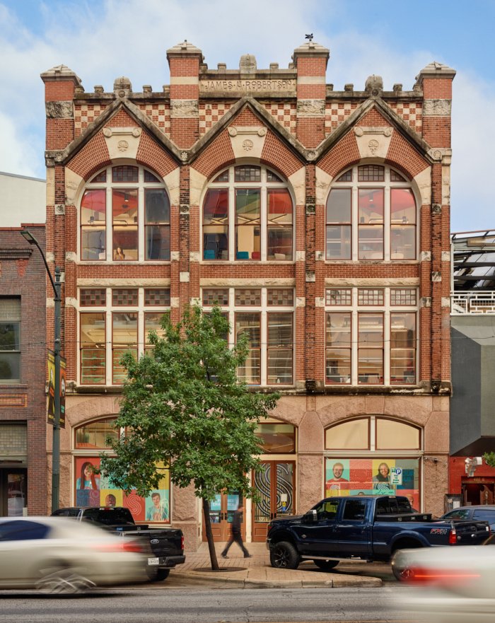 Spreetail 办公室由 Perkins+Will 设计