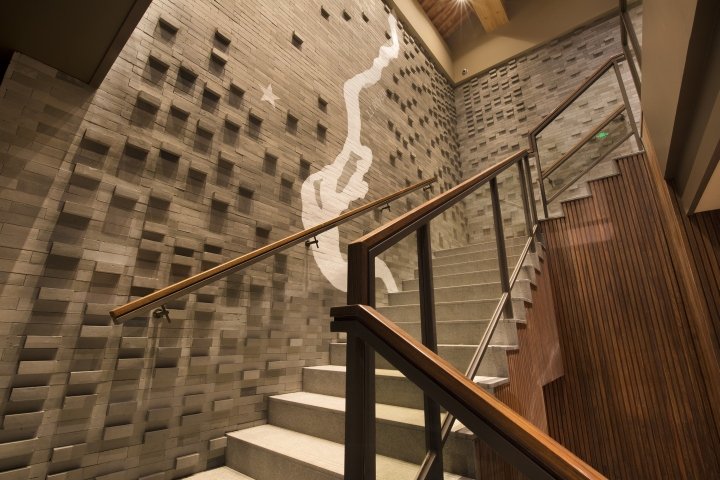 Starbucks café by Wei Xu, Yangshuo – China