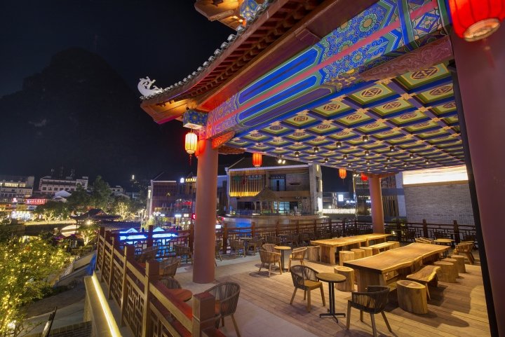 Starbucks café by Wei Xu, Yangshuo – China