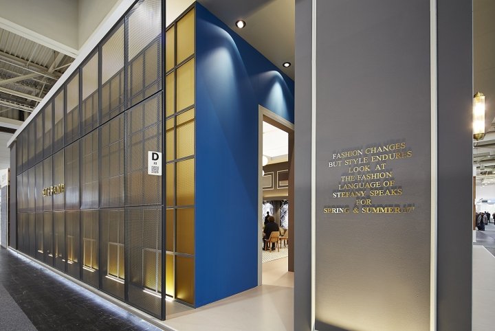 Stefany 在 DOMOTEX 2017 上的展位，由 YERce Architecture 设计，德国汉诺威