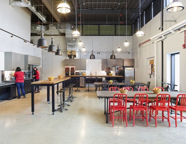 加拿大多伦多 Quadrangle 的 Stereo D 办公室