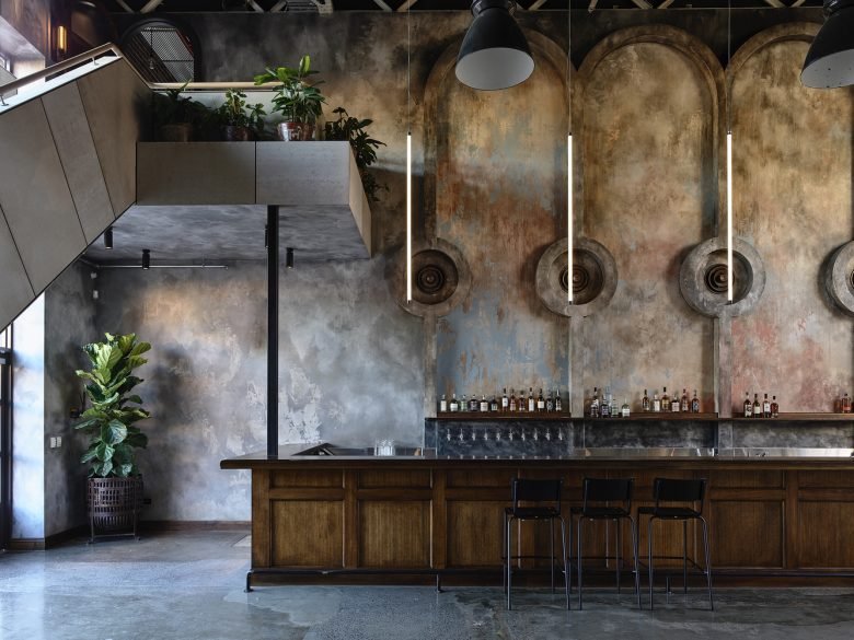 Stomping Ground 啤酒厂由 Y 工作室和 PlaceFormSpace 设计