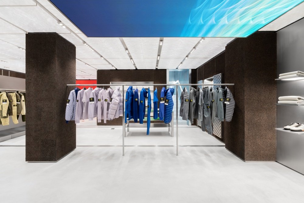 OMA 的 Stone Island 商店