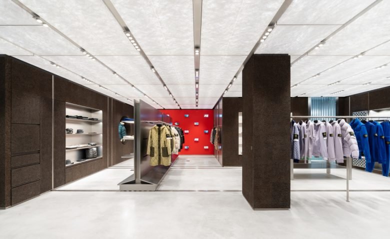 OMA 的 Stone Island 商店