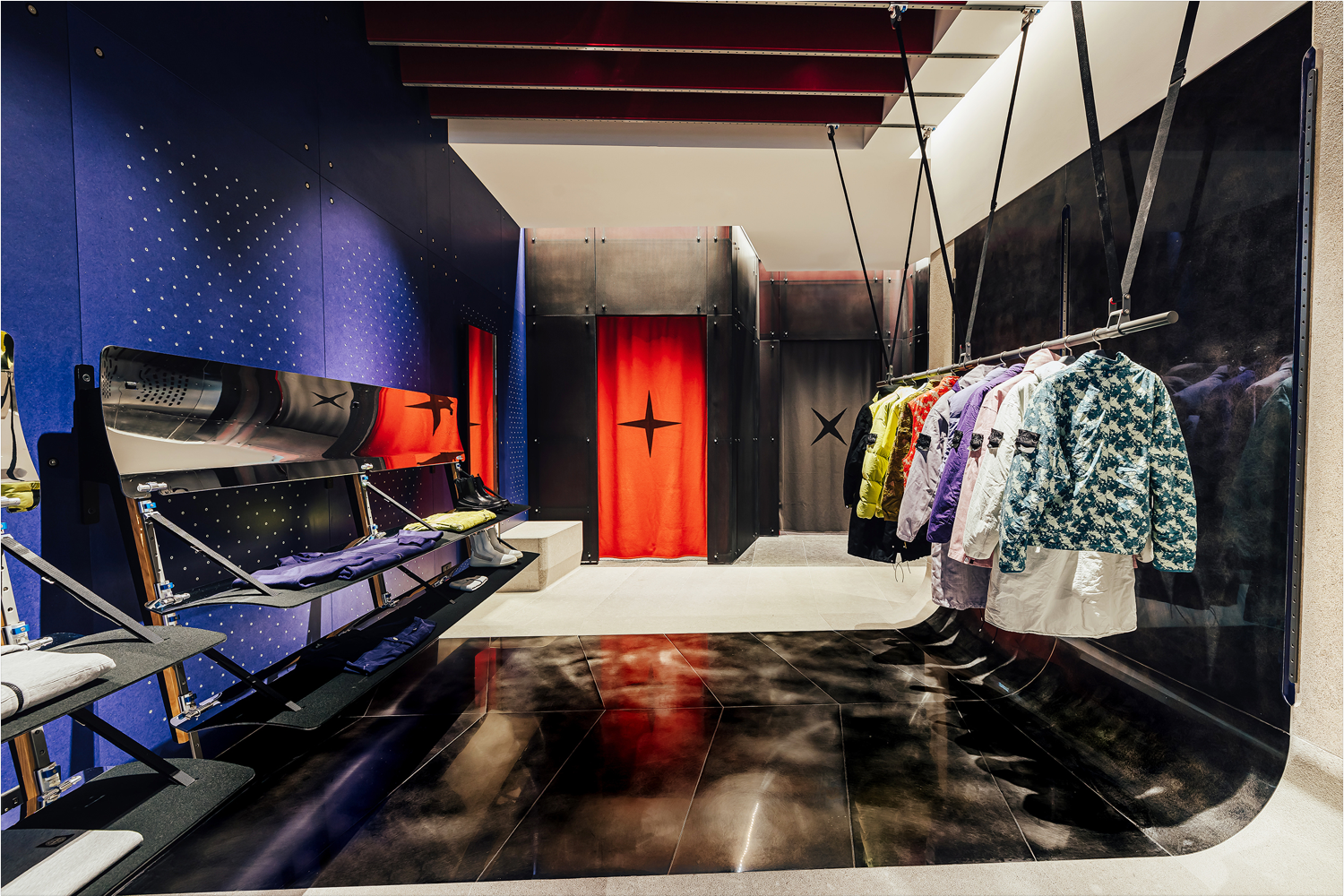 Zeichenweg 设计的 Stone Island 商店 Zeichenweg 设计的 Stone Island 商店