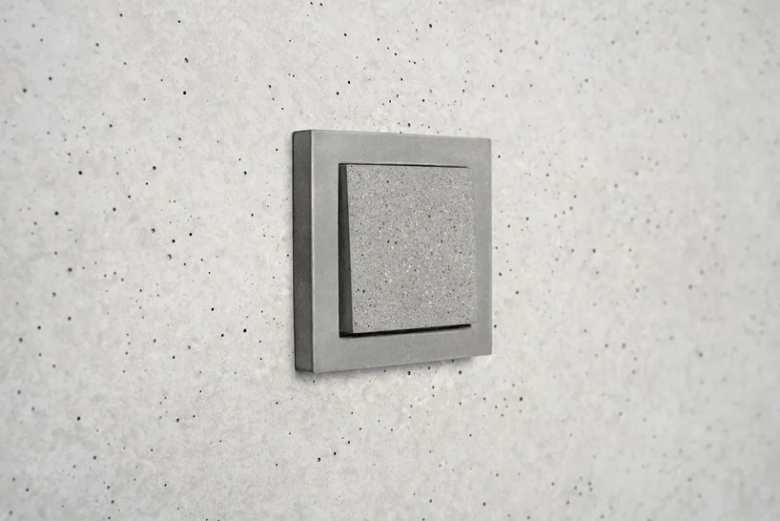 Sekhina 的 Stone to Stone 混凝土开关和插座