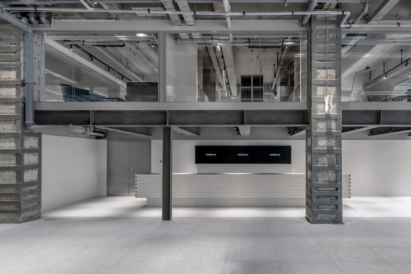 AIM Architecture 的 Studio 9 展厅 AIM Architecture 的 Studio 9 展厅