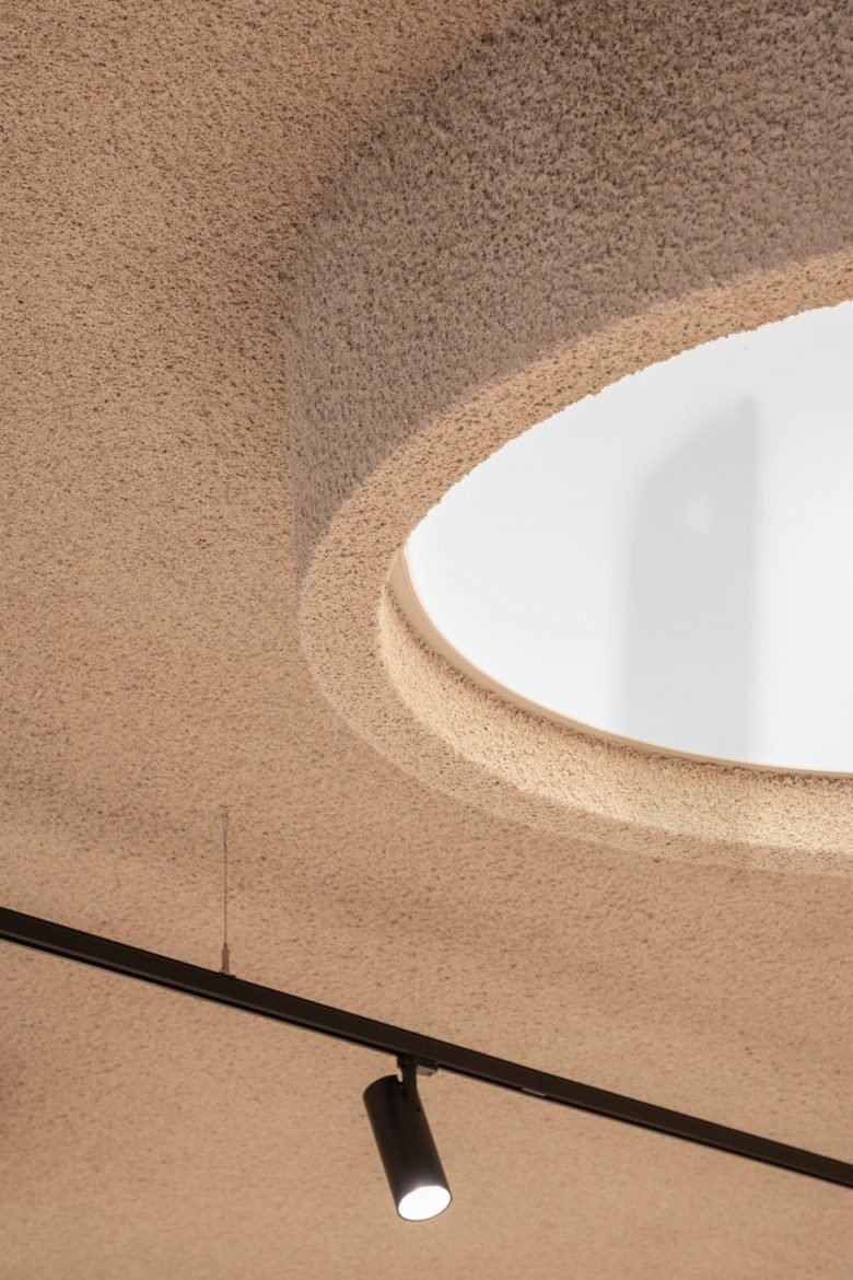 Studio &Space 为 BYLOTTE 打造的高端时尚精品店