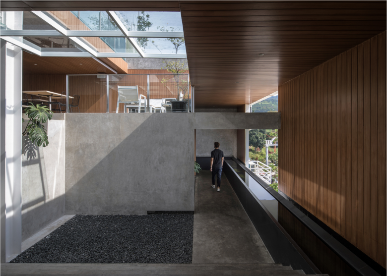 Sudut Pandang 咖啡馆由 Hadivincent Architects 设计