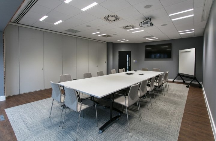 SunLife Office by Interaction，英国布里斯托尔