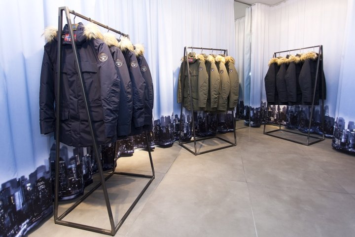 StudioXAG 在伦敦时装周上的 Super Light Skidoo 时装展示 StudioXAG 在伦敦时装周上的 Super Light Skidoo 时装展示