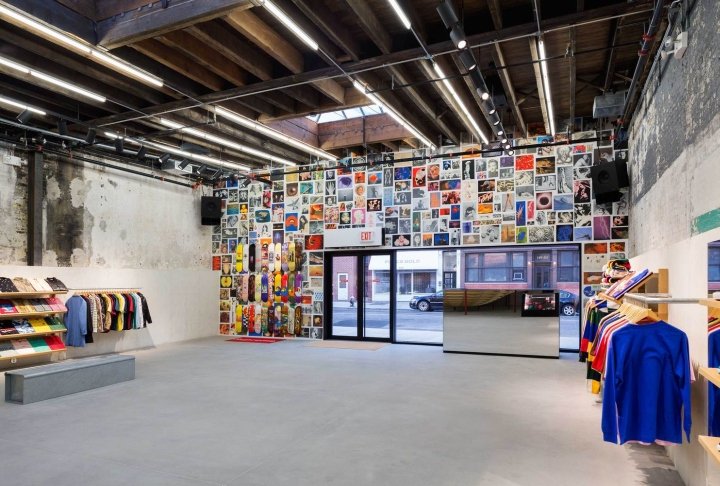 纽约市 Neil Logan Architect 设计的 Supreme 商店