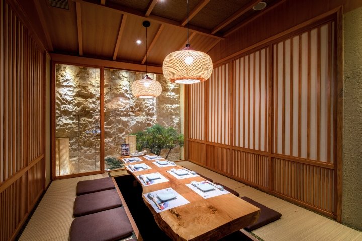 Kingsmen Vietnam Co. Ltd 的寿司北海道 Sachi 餐厅，胡志明市 – 越南