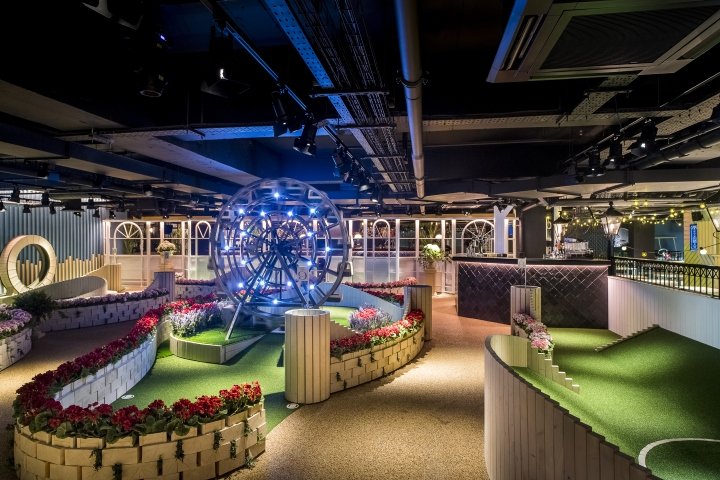 Swingers West End，Zachary Pulman 设计工作室，英国伦敦