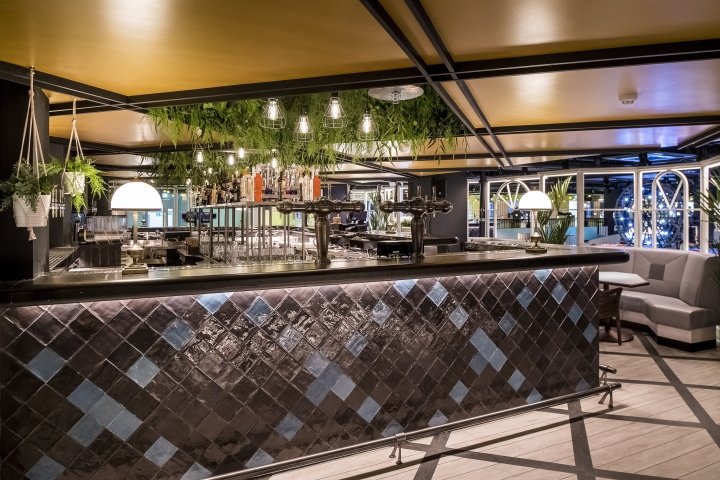 Swingers West End，Zachary Pulman 设计工作室，英国伦敦