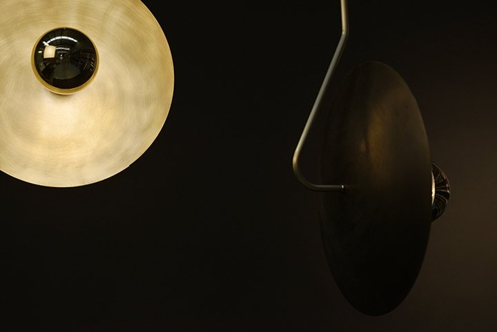 Satelight 的符号灯和领夹灯