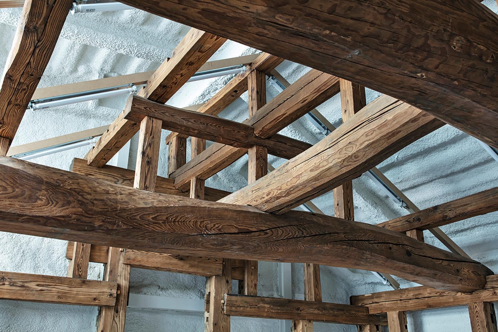 由 Schemata Architects 设计的 T-HOUSE 概念店