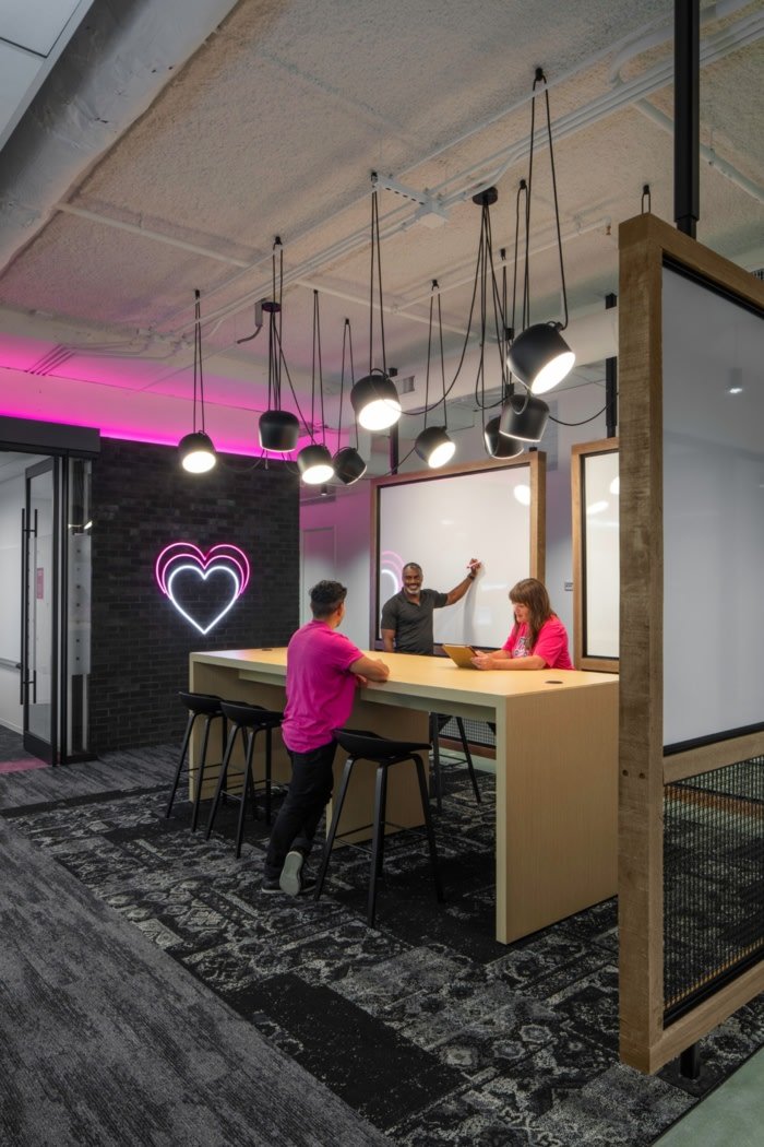 Gensler 设计的 T-Mobile 总部二号楼