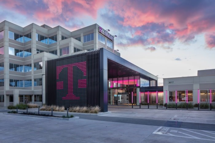 Gensler 设计的 T-Mobile 总部二号楼