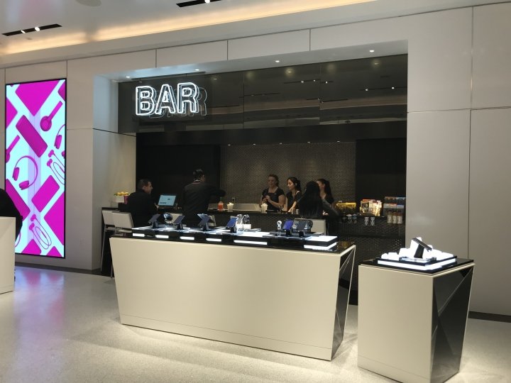 FITCH 旗下 T-Mobile 签名店,拉斯维加斯 - 内华达州 FITCH 旗下 T-Mobile 签名店,拉斯维加斯 - 内华达州