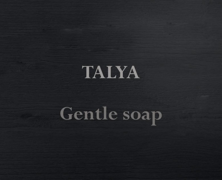 Natasha Smirnova 的 TALYA 温和香皂