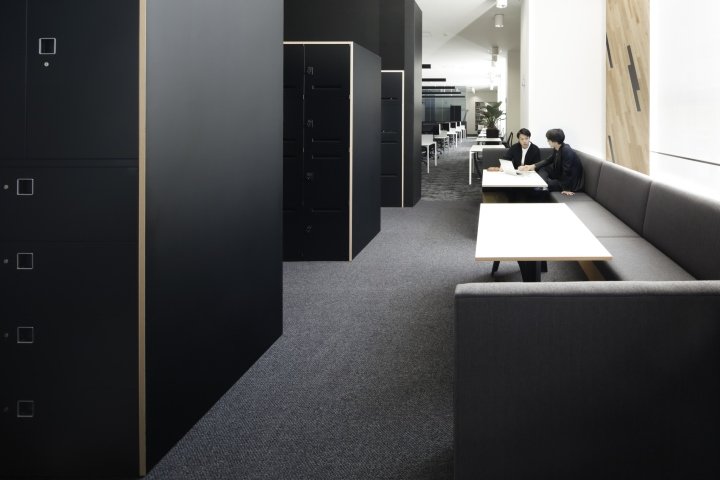 TBWA – Canuch 设计的 HAKUHODO 办公室,日本东京 TBWA – Canuch 设计的 HAKUHODO 办公室,日本东京