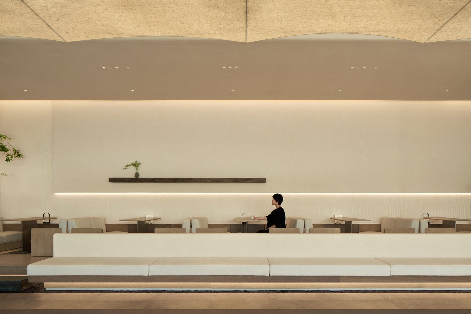 Ruhaus Studio 设计的 TEA WELL 商店 Ruhaus Studio 设计的 TEA WELL 商店