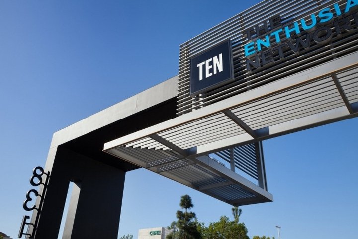 十号办公室，由 Nadel Architects 设计，埃尔塞贡多 – 加利福尼亚州