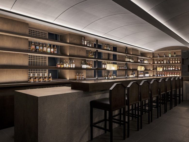 帐篷威士忌酒吧 2nd by Plainoddity