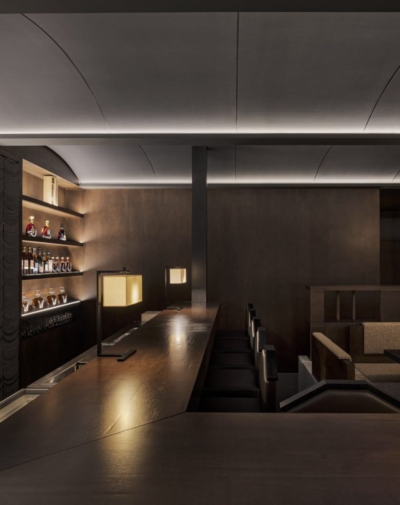 帐篷威士忌酒吧 2nd by Plainoddity