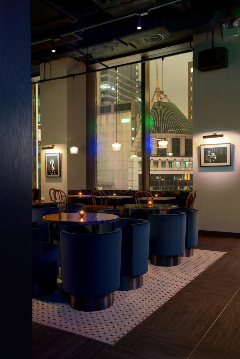 将世界级的喜剧场地引入香港,并融入复古元素 将世界级的喜剧场地引入香港,并融入复古元素