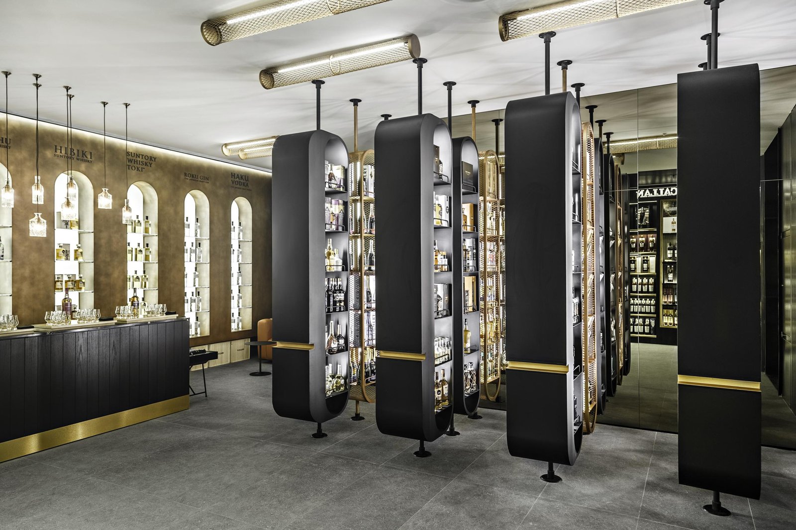 The Cask&Barrel – 高档烈酒精品店