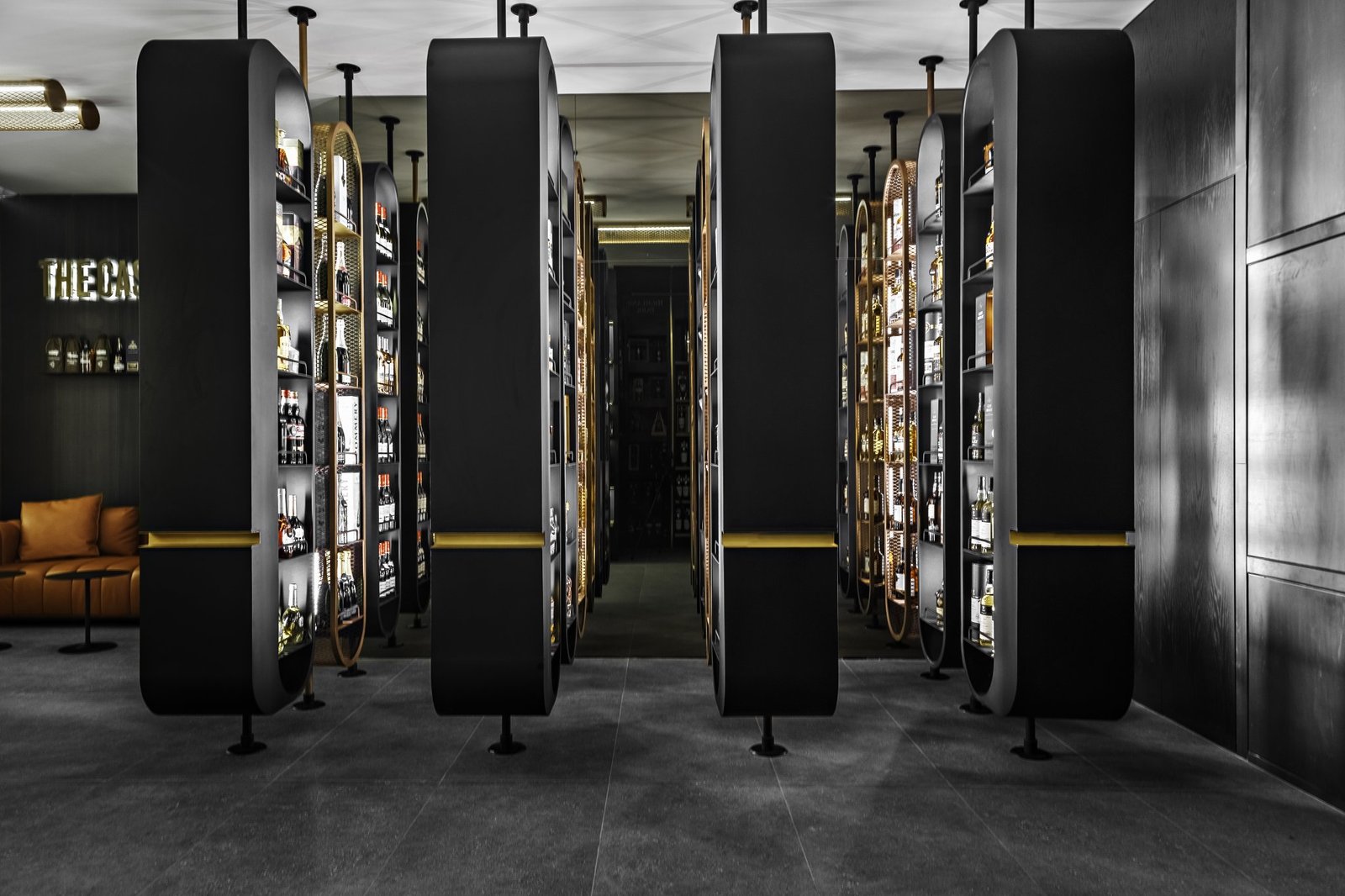 The Cask&Barrel – 高档烈酒精品店