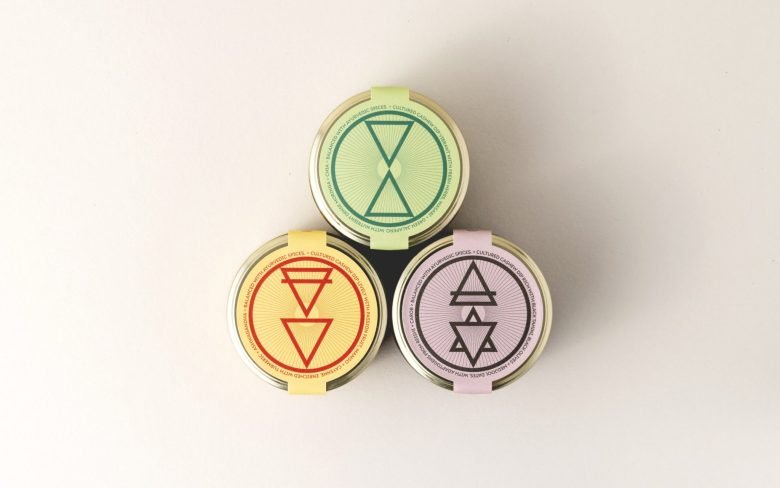 TRIVEDA 由 MID-AIR STUDIO 设计