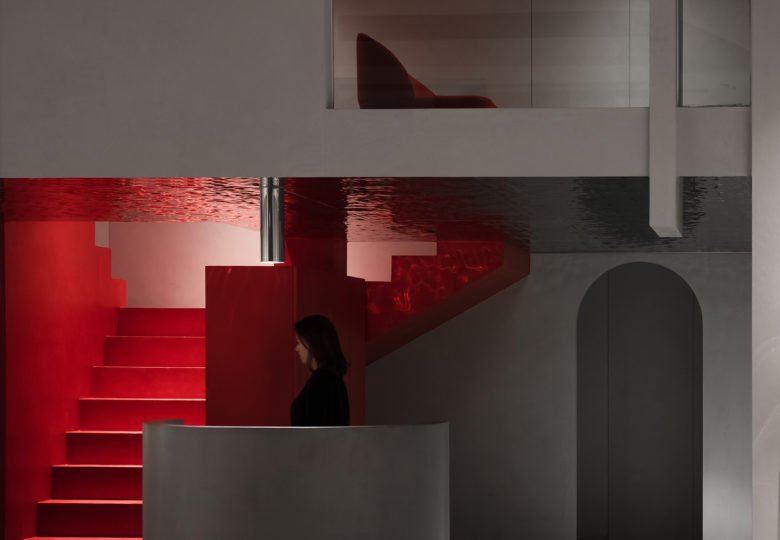 AD ARCHITECTURE 的 TRONGYEE 精品店