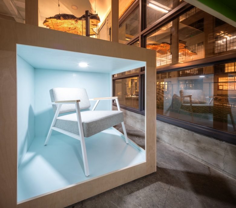 Liqui Group 为 2020 年洛杉矶设计节设计系列橱窗玻璃