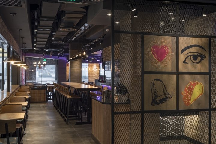 塔可钟丰盛丽泳池酒店，上海 – 中国