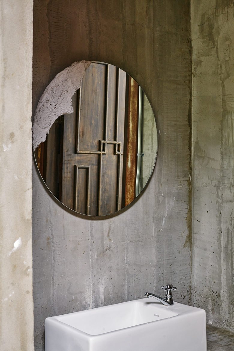 TAI SOO​​N BAR 由 Taste Space 设计，泰国曼谷