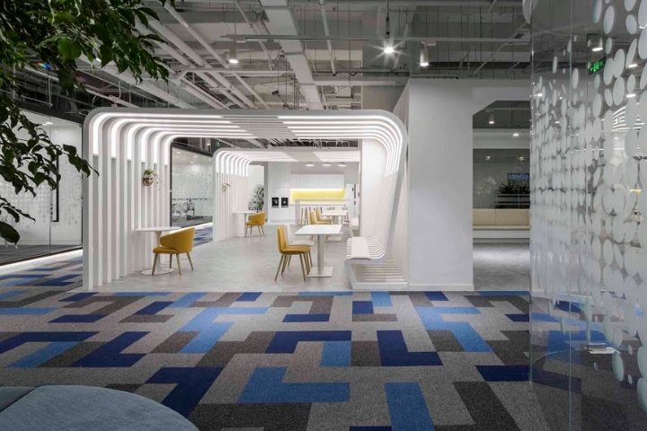 会说话的数据办公室，由 Ujing INTERIOR DESIGN 设计，北京 – 中国