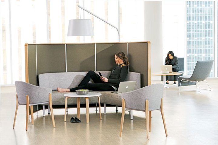 pearsonlloyd 在 NEOCON 2016（伊利诺伊州芝加哥）上推出的 Teknion“zones”系列