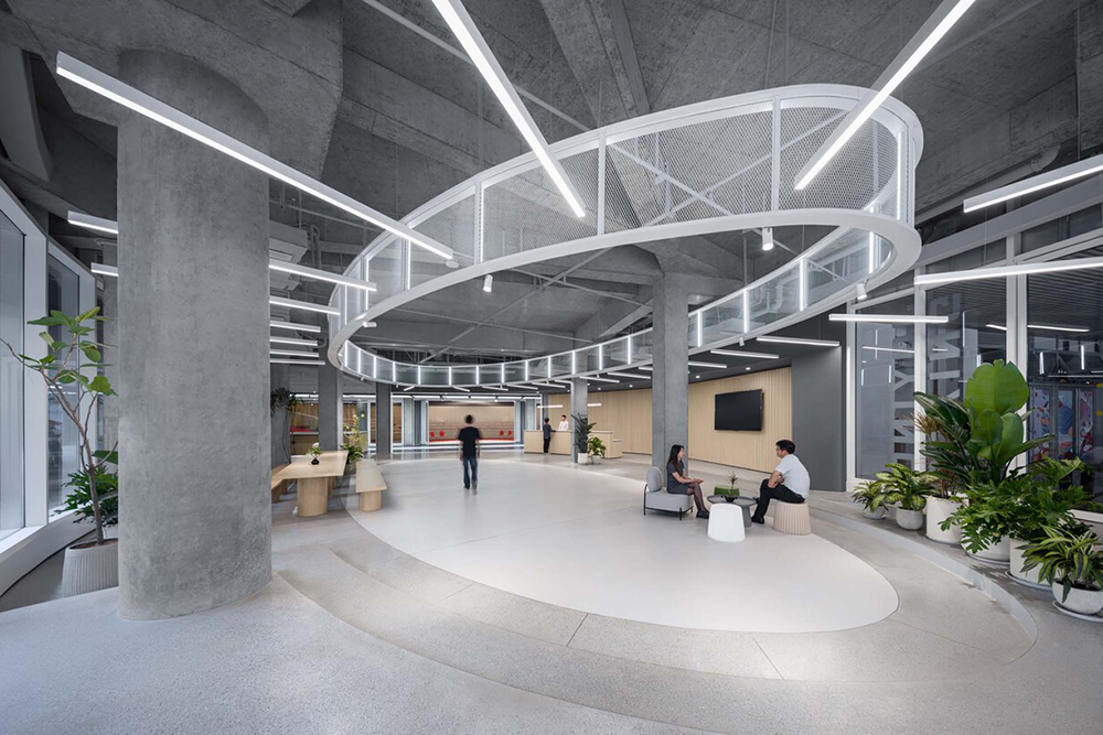 叠加建筑的拱廊办公室