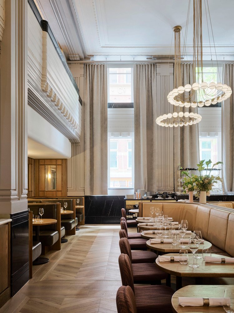 查尔斯大啤酒屋和酒吧由 COX Architecture + H&E Architects 设计