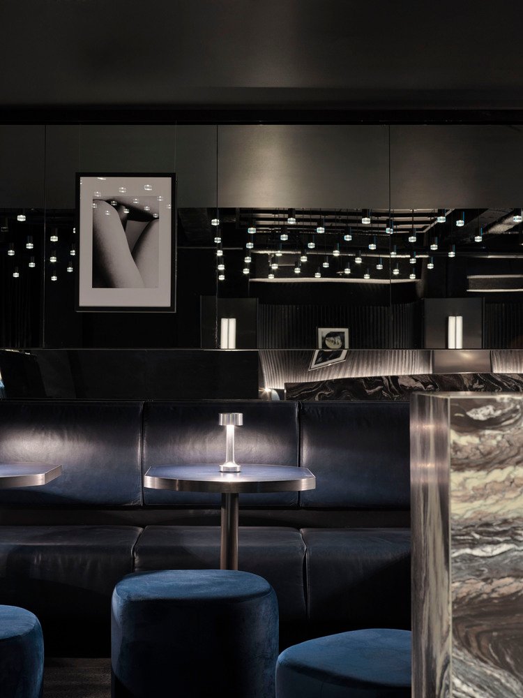 查尔斯大啤酒屋和酒吧由 COX Architecture + H&E Architects 设计