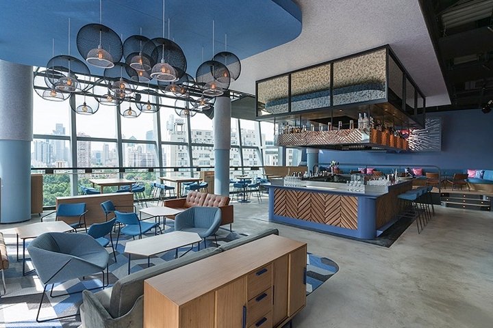 The Cut Rooftop，NE-ON 的鸡尾酒吧 / 餐厅，上海 – 中国