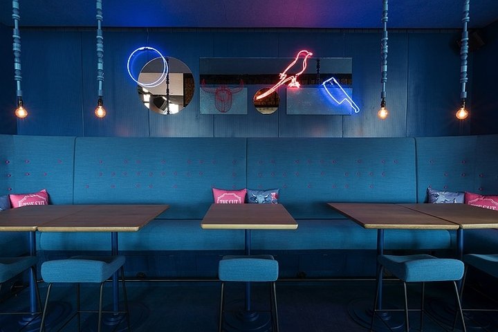 The Cut Rooftop，NE-ON 的鸡尾酒吧 / 餐厅，上海 – 中国