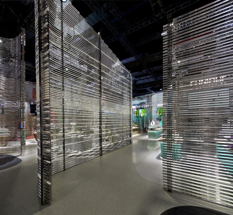 东启设计的雅诗兰黛公司馆